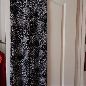 Tahari Black and White Wide Leg Pants